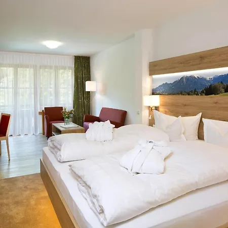 Ringhotel Nebelhornblick Отель