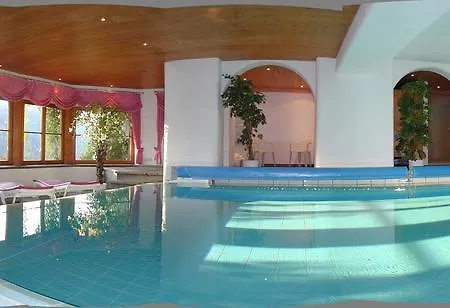 Ringhotel Nebelhornblick Отель 4*