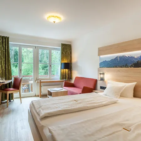 Ringhotel Nebelhornblick Отель 4*