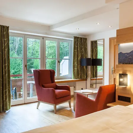 Отель Ringhotel Nebelhornblick