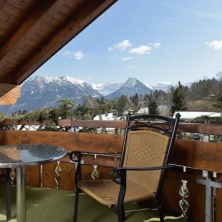 Ringhotel Nebelhornblick Отель Оберстдорф