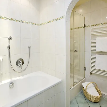 Ringhotel Nebelhornblick Оберстдорф
